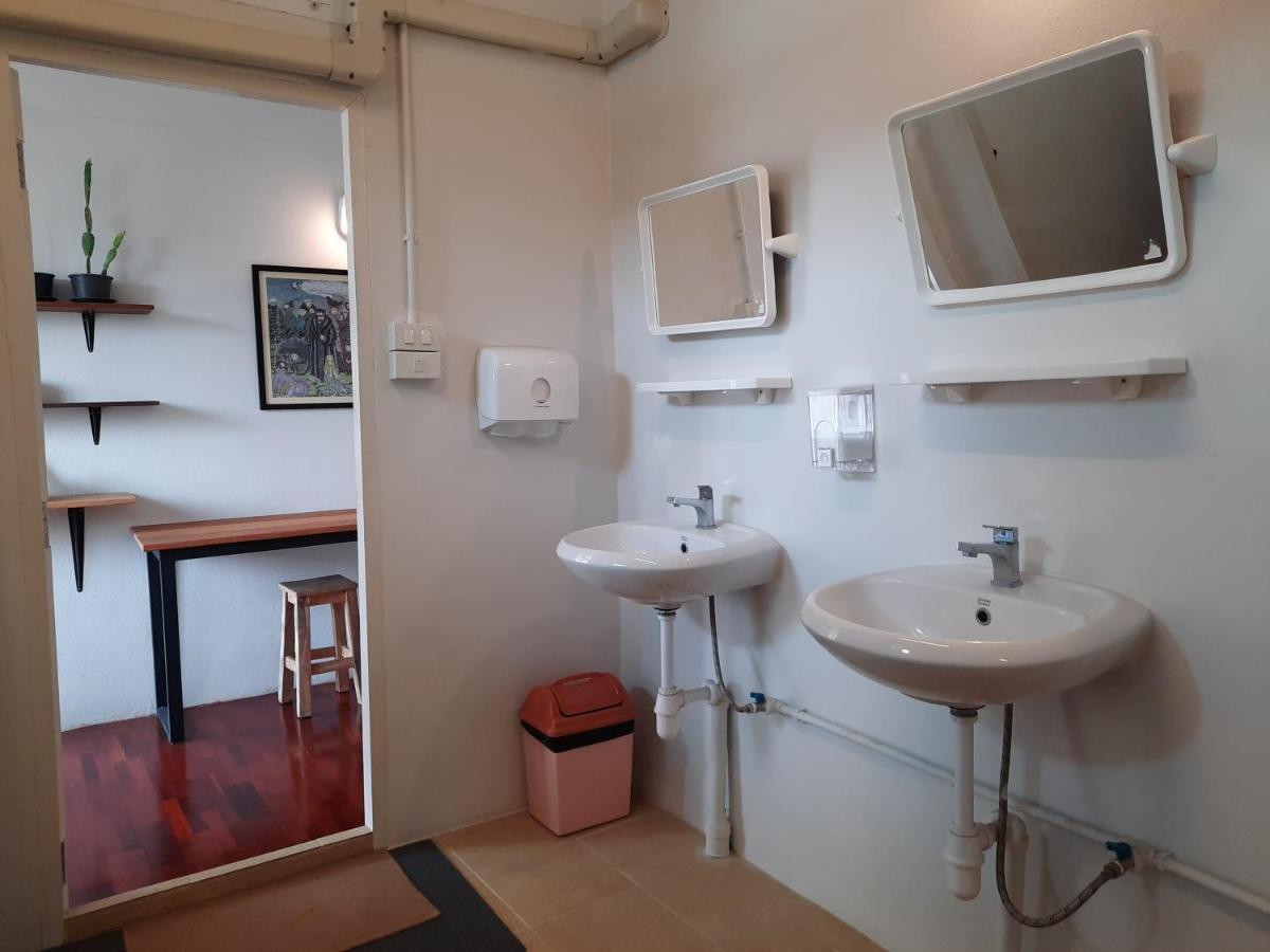 バンコク都 Pingplalee Female House Bed & Breakfast エクステリア 写真