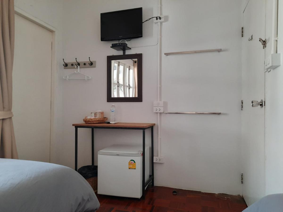 バンコク都 Pingplalee Female House Bed & Breakfast エクステリア 写真
