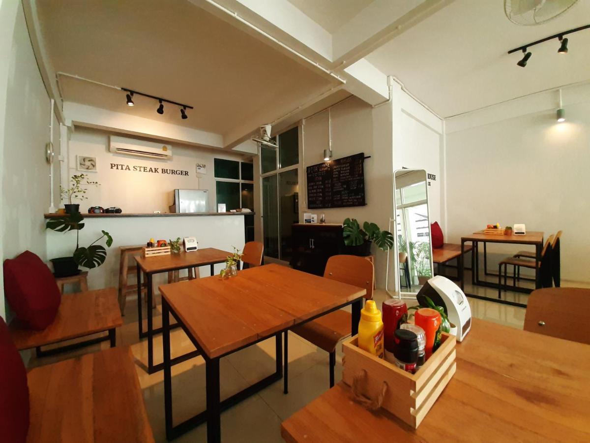 バンコク都 Pingplalee Female House Bed & Breakfast エクステリア 写真