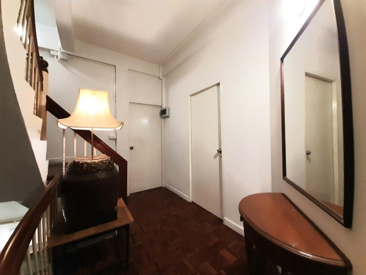 バンコク都 Pingplalee Female House Bed & Breakfast エクステリア 写真