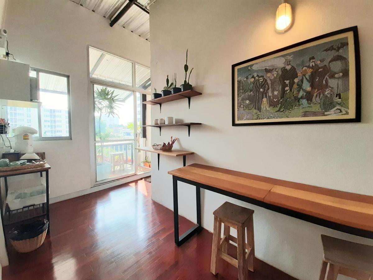 バンコク都 Pingplalee Female House Bed & Breakfast エクステリア 写真