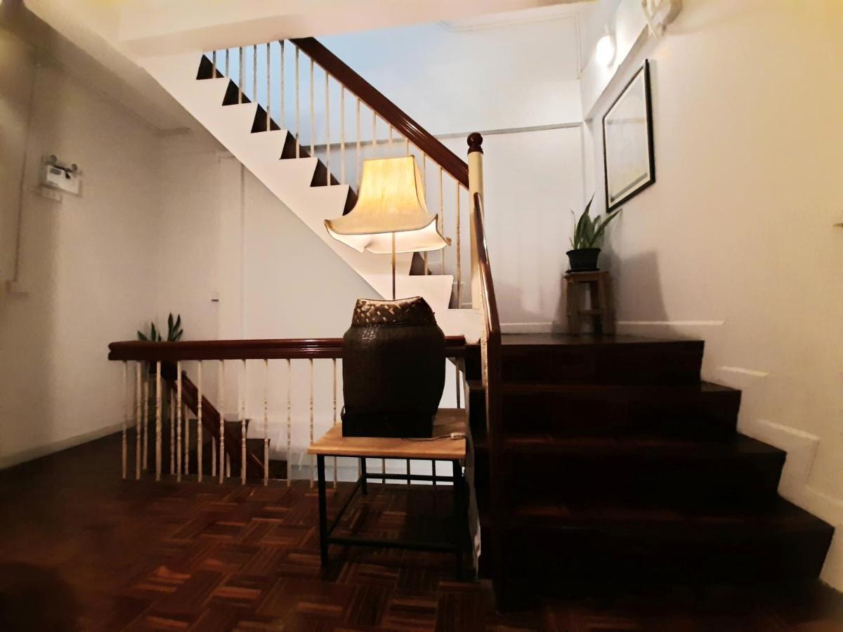 バンコク都 Pingplalee Female House Bed & Breakfast エクステリア 写真